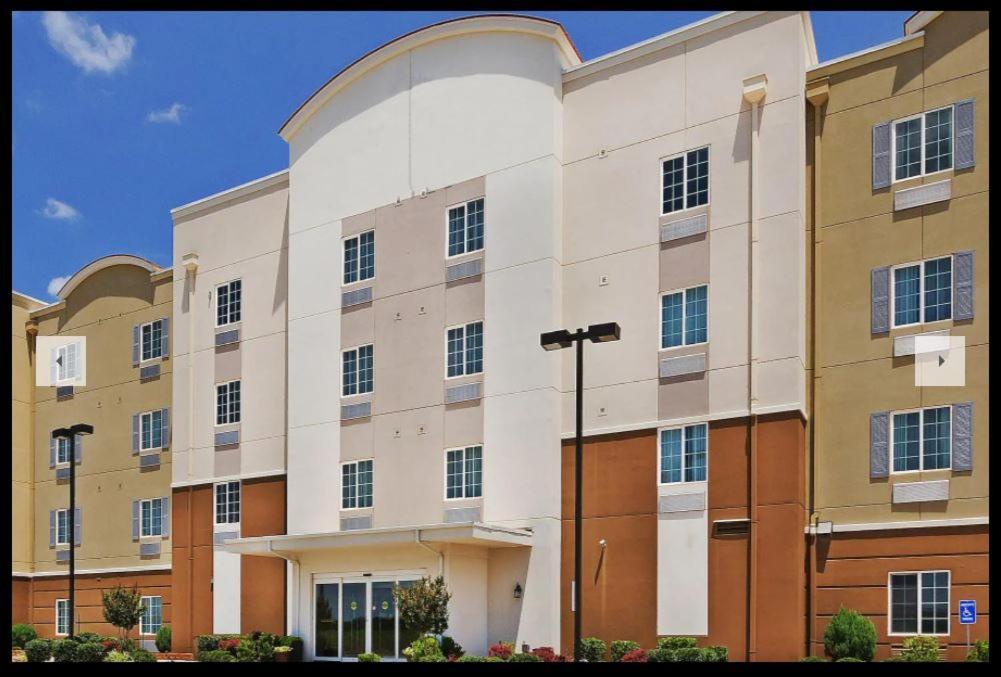 La Quinta Inn & Suites By Wyndham Ardmore Exterior photo