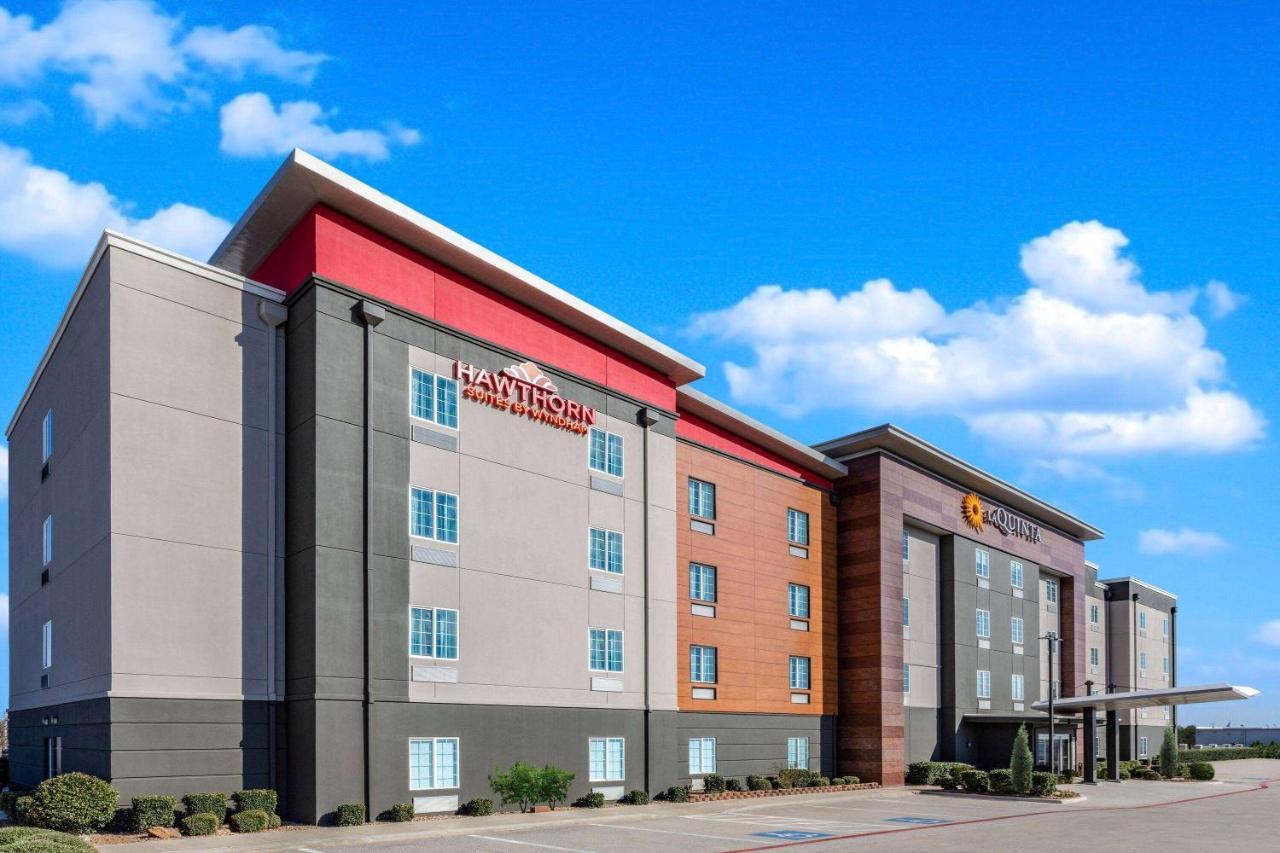 La Quinta Inn & Suites By Wyndham Ardmore Exterior photo